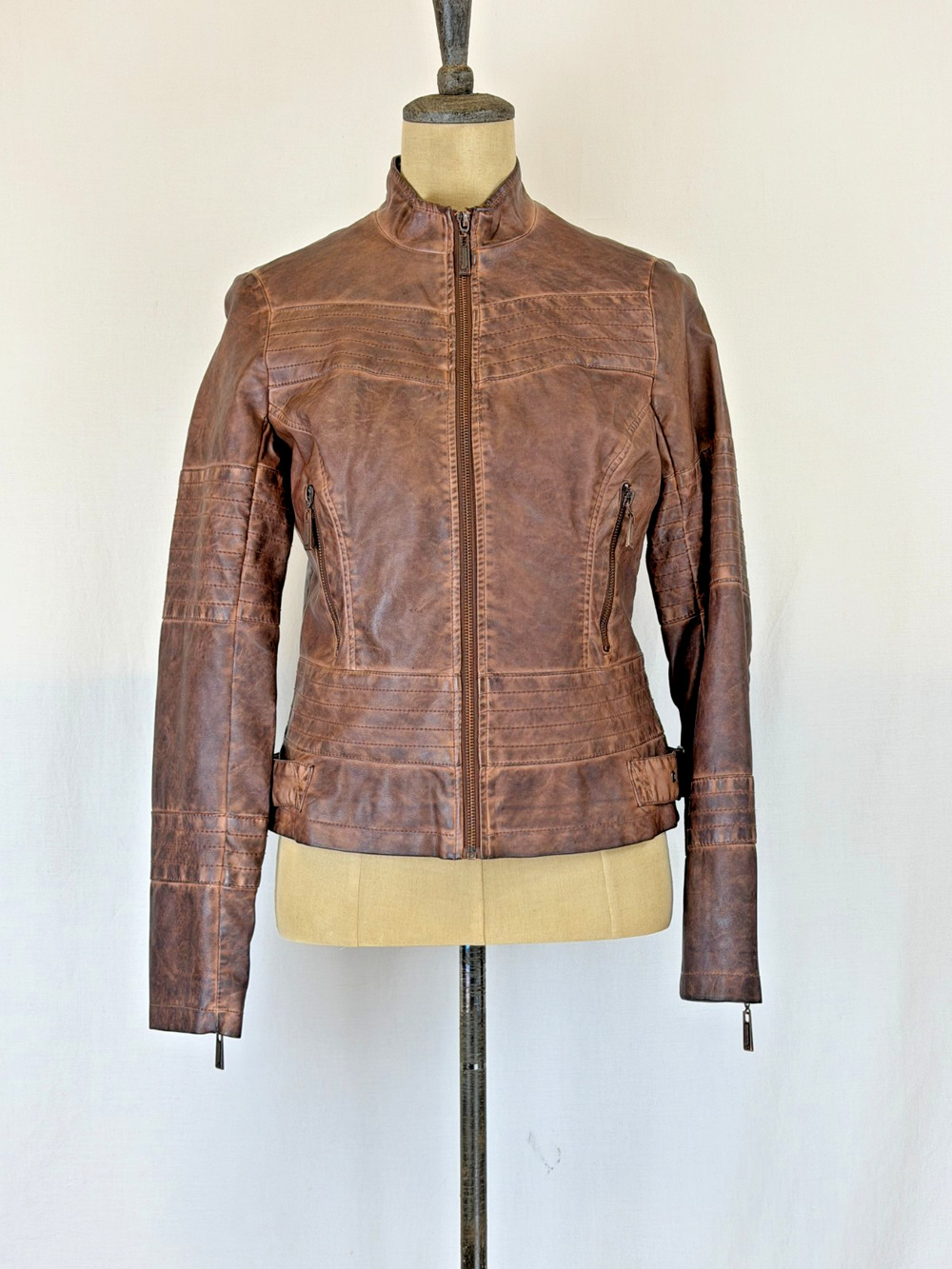 J2 Brown Faux Leather Short Moto Jacket Super Cute!! Size Small #0323